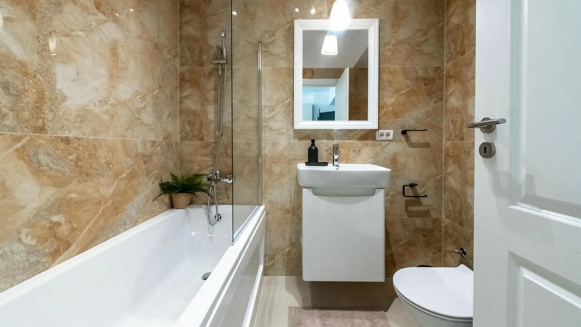 Central Address Apartment 811B2 Βουκουρέστι
