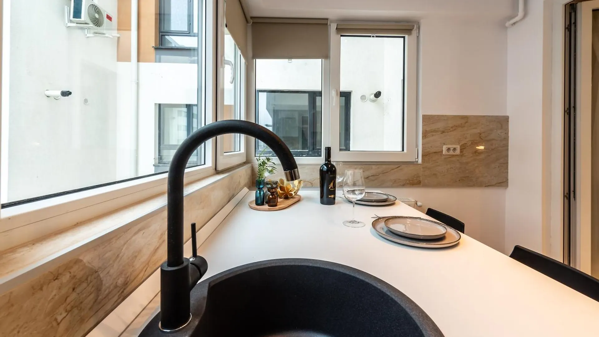 Central Address Apartment 811B2 Bucharest